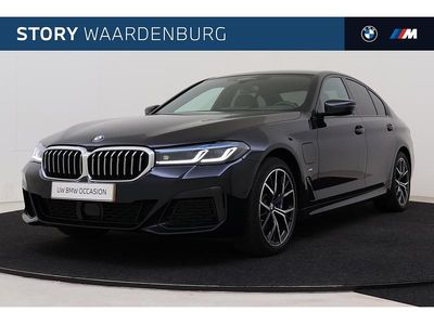 Zwart Occasion 2021 BMW 520 Executive Sedan | € 36.495 (Duur)