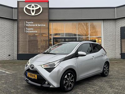 Grijs Gebruikt 2021 Toyota Aygo Hatchback | € 15.700 (Eerlijke prijs)