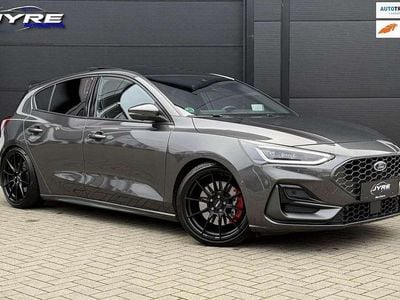 Grijs Occasion 2022 Ford Focus ST Hatchback | € 42.995 (Duur)