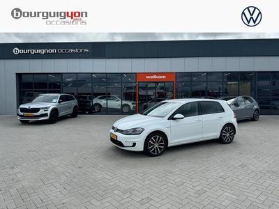 tweedehands VW e-Golf | LED | Navigatie | 17 inch | Warmtepomp | Camera