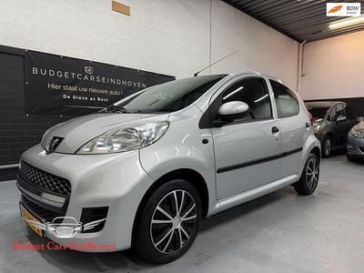 Grijs Gebruikt 2009 Peugeot 107 Hatchback | € 2.495 (Eerlijke prijs)