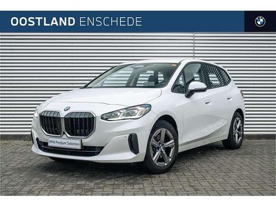 Occasion BMW 218 Active Tourer Comfort Edition 136 PK (100 kW) 2023 Mineralweiss (licht wit metallic) MPV