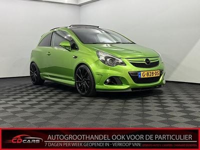 Occasion Opel Corsa Edition 211 PK (155 kW) 2012 Groen (metallic) Hatchback
