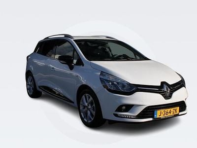 Ijswit 369 Occasion 2020 Renault Clio GrandTour LIMITED Stationwagen | € 13.440 (Duur)
