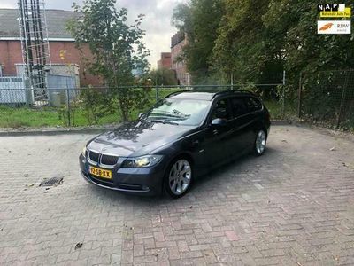 Occasion BMW 330 Executive 258 PK (189 kW) 2005 Grijs Stationwagen