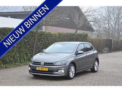 Grijs Occasion 2019 VW Polo Highline Hatchback | € 9.999 (Eerlijke prijs)