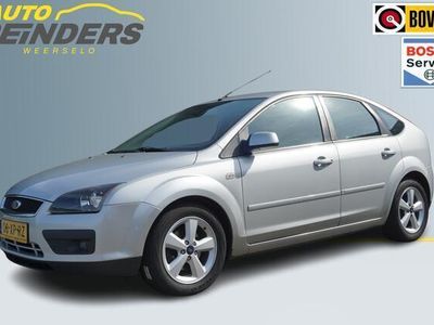 tweedehands Ford Focus 1.6i-16V Automaat 5-drs Futura + Airco/ Cruise/ Tr