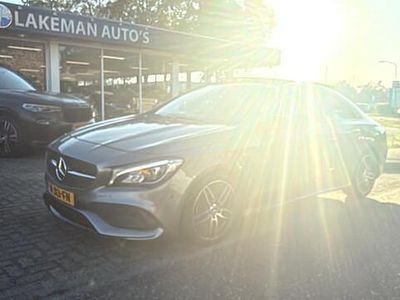 Grijs Gebruikt 2018 Mercedes CLA200 Prestige Sedan | € 21.950 (Iets duurder)