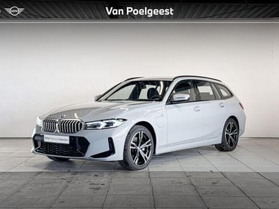 BMW 330e