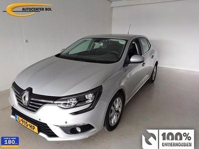 Grijs Gebruikt 2018 Renault Mégane IV LIMITED Hatchback | € 11.330 (Eerlijke prijs)