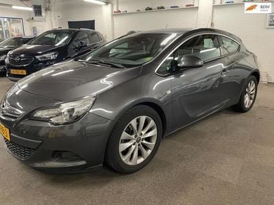Opel Astra GTC