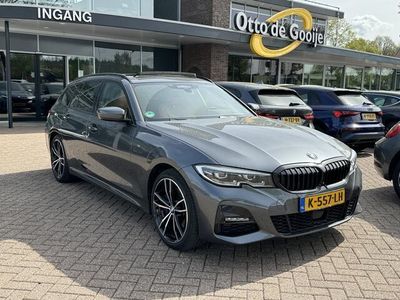 tweedehands BMW 330e 3-SERIE TouringeDrive Edition / Trekhaak / Panoramadak / 360Ca