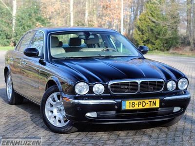 tweedehands Jaguar XJ 3.0 V6 | 2004 | Youngtimer | Nwe APK |