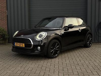 Zwart Gebruikt 2019 Mini Cooper Chili Hatchback | € 16.950 (Eerlijke prijs)