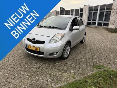 Grijs Gebruikt 2009 Toyota Yaris Comfort Hatchback | € 2.950 (Super prijs)