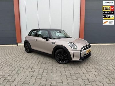 Occasion Mini Cooper 136 PK (100 kW) 2023 Grijs (metallic) Hatchback
