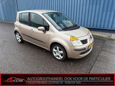 Occasion Renault Modus Luxe 98 PK (72 kW) 2005 Beige MPV
