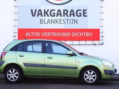 Hatchback Occasion 2006 Kia Rio Hatchback | € 1.440 (Goede deal)