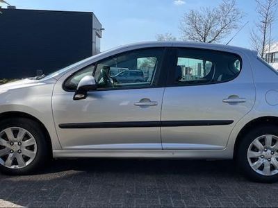 Grijs Gebruikt 2009 Peugeot 207 Hatchback | € 2.349 (Iets duurder)