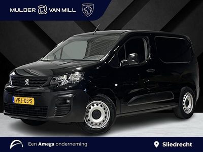 Zwart Gebruikt 2022 Peugeot E-Partner Premium MPV | € 19.895 (Iets duurder)