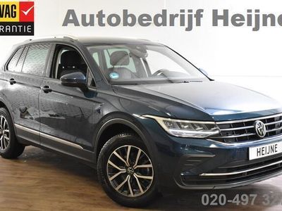 tweedehands VW Tiguan 1.5 TSI 150PK DSG LIFE TREKHAAK/CAMERA/NAVI