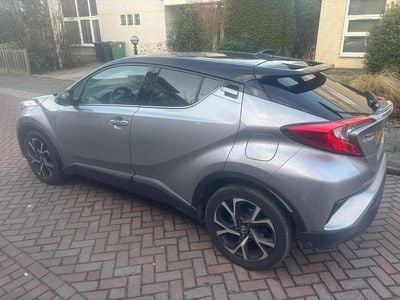 Zilver Occasion 2018 Toyota C-HR SUV | € 16.500 (Eerlijke prijs)