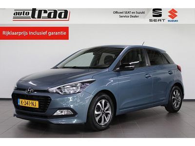 Occasion Hyundai i20 Premium 83 PK (61 kW) 2018 Blauw Hatchback