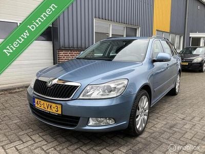 Occasion Skoda Octavia Ambition 105 PK (77 kW) 2010 Blauw Stationwagen
