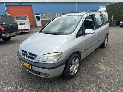 tweedehands Opel Zafira 2.2-16V Comfort