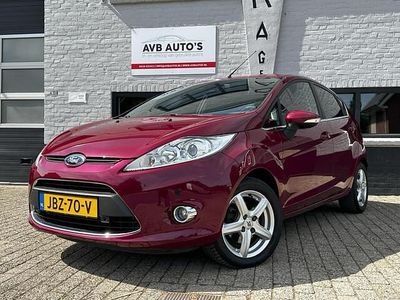 Rood Gebruikt 2009 Ford Fiesta Titanium Hatchback | € 6.750 (Iets duurder)