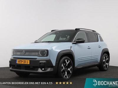 Blauw Gebruikt 2025 Renault 4 E-Tech Komfort SUV | € 33.695 (Eerlijke prijs)
