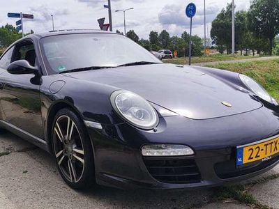 Porsche 911 Carrera