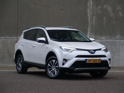 Wit Occasion 2018 Toyota RAV4 SUV | € 21.950 (Goede deal)