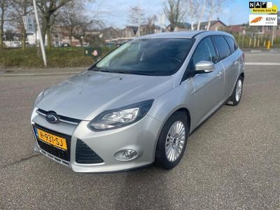 tweedehands Ford Focus Wagon 1.6 TDCI ECOnetic Lease Titanium / airco / cruise.control / navi / elek.pakket / trekhaak / lmv / pdc...