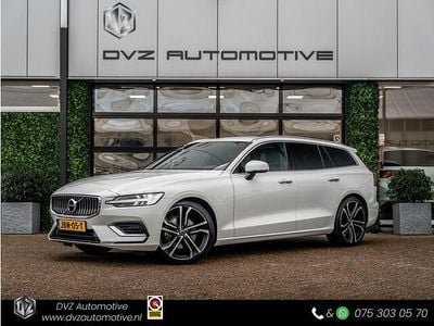 Wit (metallic) Gebruikt 2021 Volvo V60 Inscription Stationwagen | € 31.950 (Goede deal)