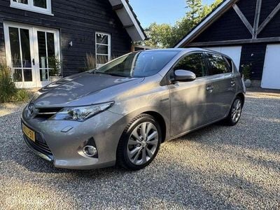Toyota Auris Hybrid