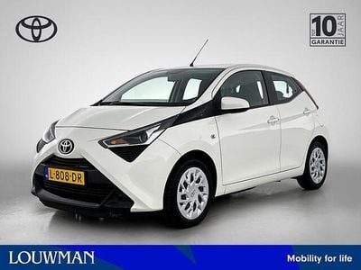 Wit Gebruikt 2021 Toyota Aygo X-play Hatchback | € 11.945 (Eerlijke prijs)