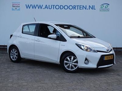 Occasion Toyota Yaris 75 PK (55 kW) 2013 Wit Hatchback