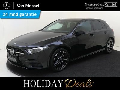 Zwart Gebruikt 2021 Mercedes A250 Business Hatchback | € 29.945 (Eerlijke prijs)