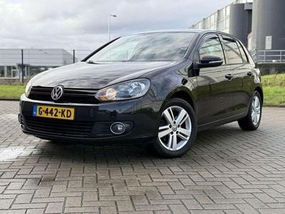 Zwart Gebruikt 2012 VW Golf VII Highline Stationwagen | € 4.999 (Goede deal)