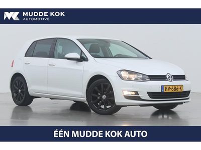 Wit Occasion 2016 VW Golf VII Edition Hatchback | € 10.200 (Iets duurder)