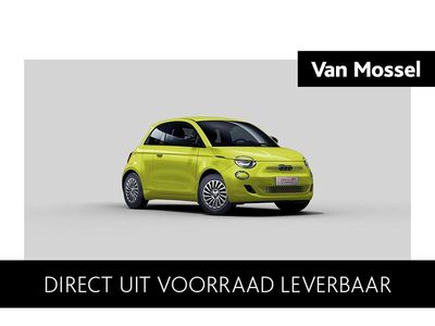 Acid yellow Nieuw 2025 Fiat 500e La Prima Hatchback | € 38.490 (Duur)