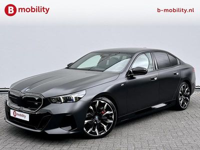 Grijs Gebruikt 2024 BMW i5 M Sport Sedan | € 79.895