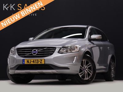 Grijs Gebruikt 2017 Volvo XC60 R-Design SUV | € 15.940