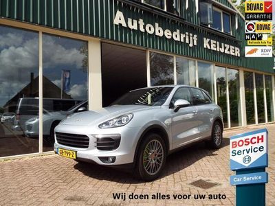 Grijs Occasion 2015 Porsche Cayenne SUV | € 34.950