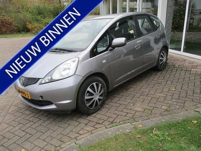 Zilver (metallic) Gebruikt 2011 Honda Jazz Cool Hatchback | € 2.960 (Eerlijke prijs)