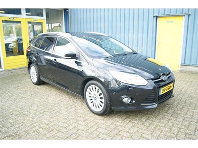 Zwart Occasion 2012 Ford Focus Titanium Stationwagen | € 5.950 (Duur)