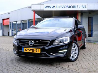 tweedehands Volvo V60 2.4 D6 AWD Plug-In Hybrid Summum Aut. Pano|1e Eig|