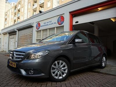 Grijs Occasion 2013 Mercedes B180 MPV | € 9.940 (Goede deal)