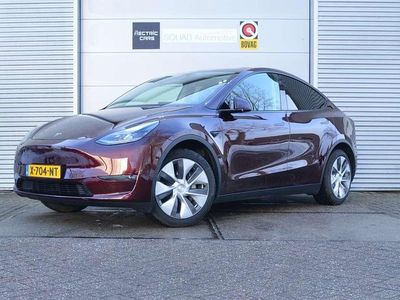 Rood Occasion 2023 Tesla Model Y Long Range AWD SUV | € 41.999 (Iets duurder)